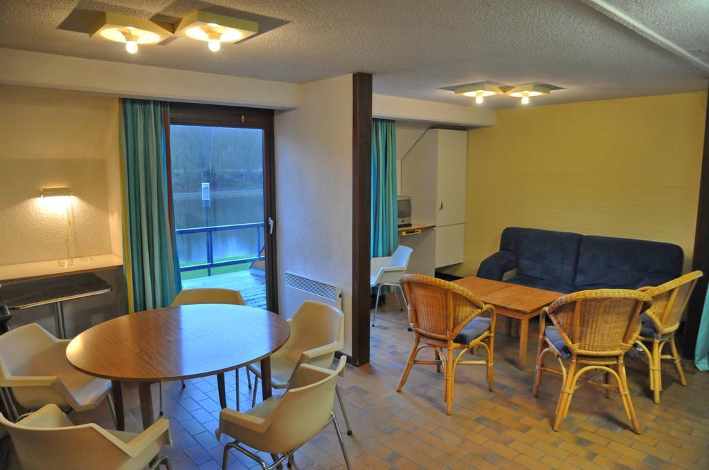 Les Doyards Hotel Vielsalm Quarto foto